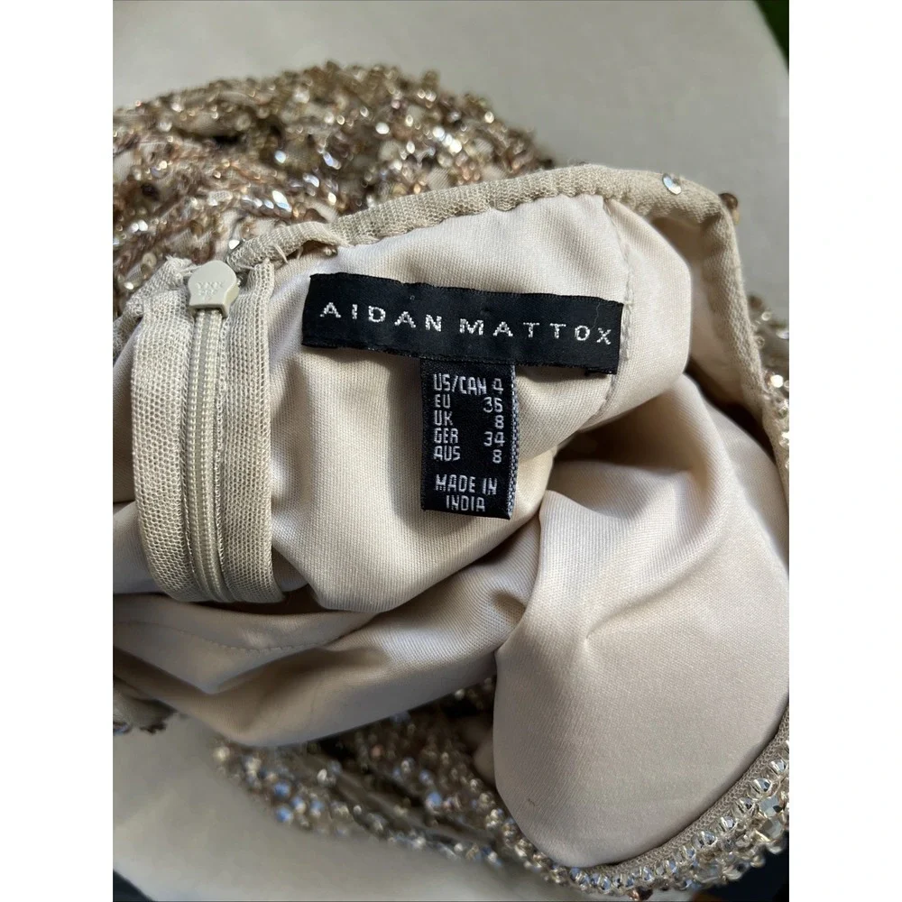 Aidan Mattox Womens Gold Sequined Gown with Godets Dress Size 4  Formal. NWT
